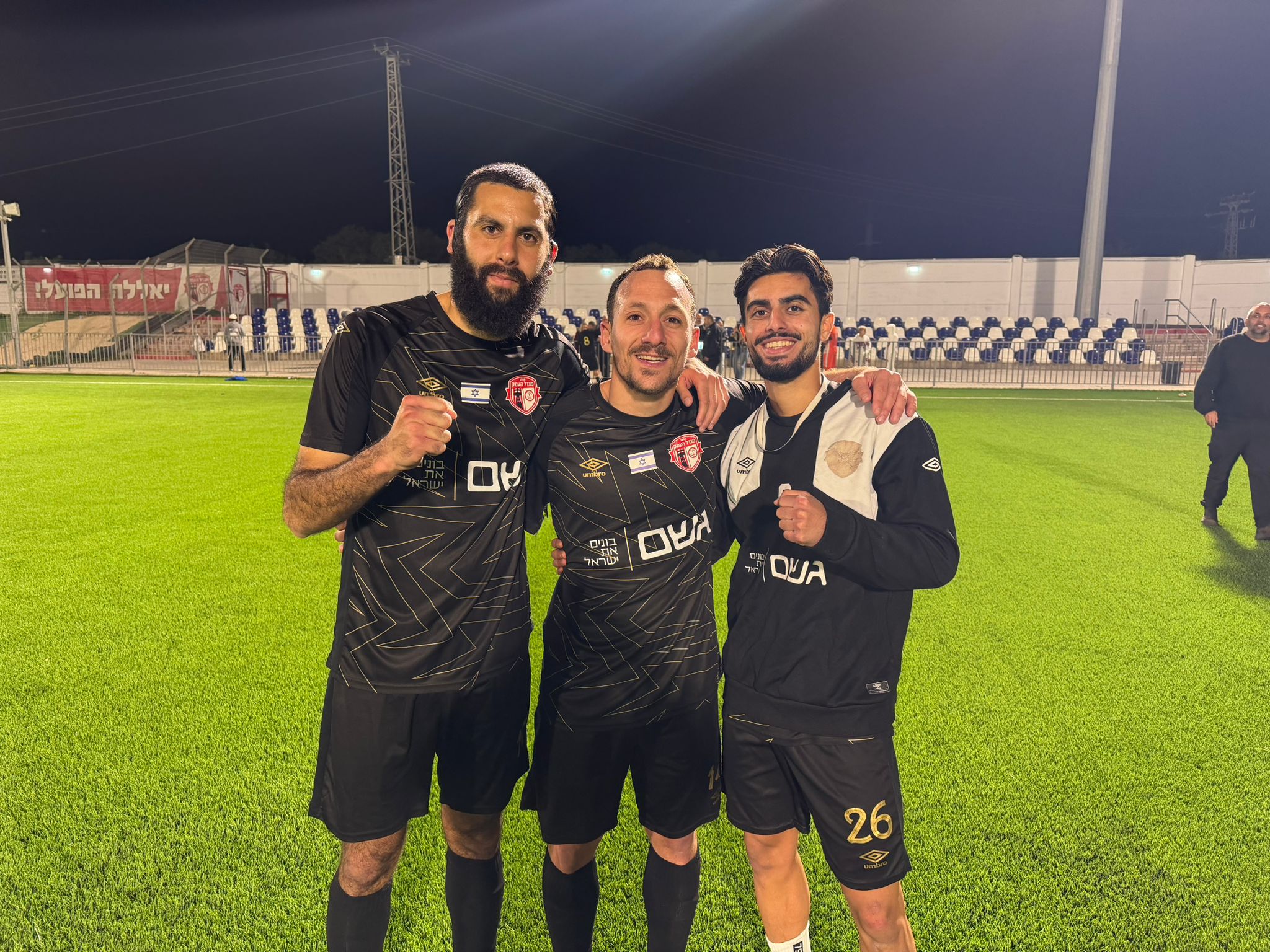 כובשי השערים למגדל העמק